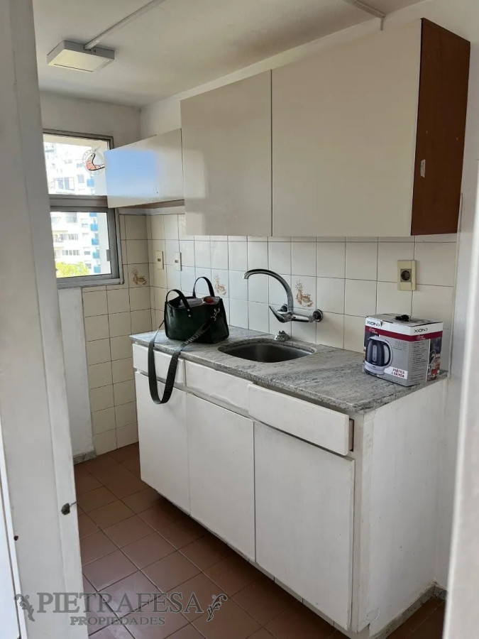 Apartamento ID.13824 - Apto ideal inversión con buena renta, 1 dormitorio-  Punta Carretas 