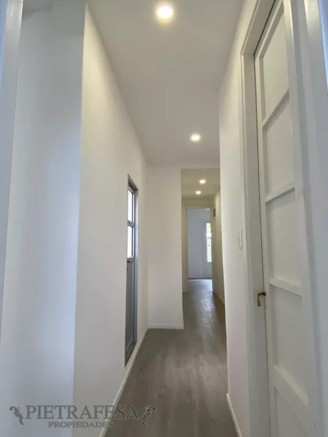 Apartamento ID.8906 - Apto en venta 2 dormitorios, 1 baño y balcón-La Blanqueada