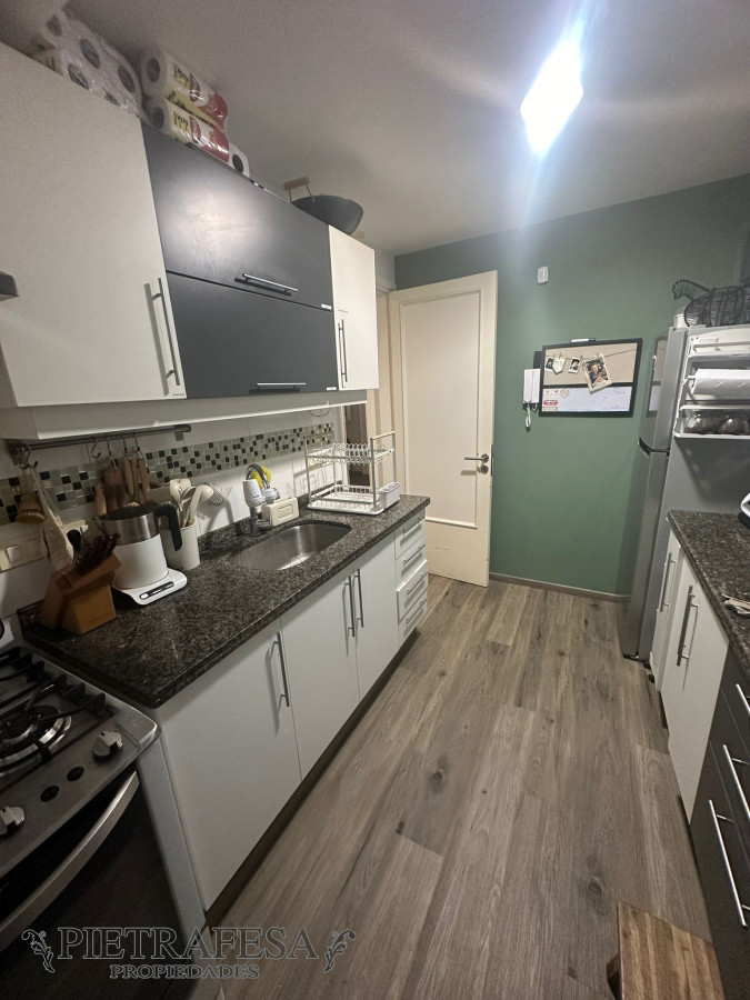Apartamento ID.12147 - Apto en venta 3 dormitorios, 2 baños, cochera-Pocitos 
