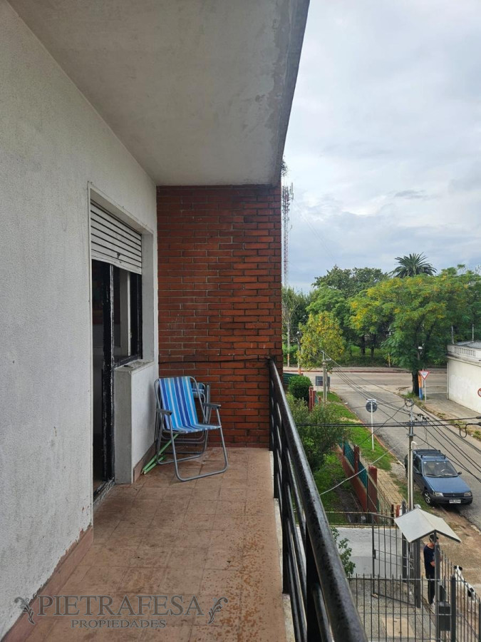 Apartamento ID.12093 - Apto en venta con renta, 2 dormitorios, 1 baño-Sayago