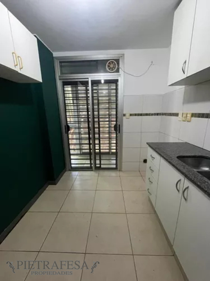 Apartamento ID.12370 - Apartamento en alquiler, 1dormitorio, 1baño, balcón, garaje. Aguada.
