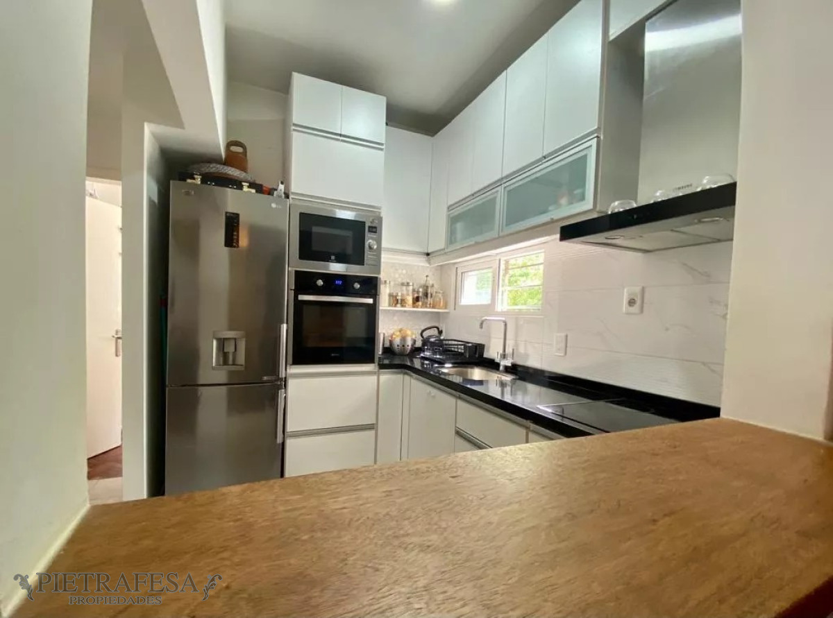 Apartamento ID.8074 - Apartamento en venta 2 dormitorios, 2 baños y balcón- Tomás De Tezanos -Buceo