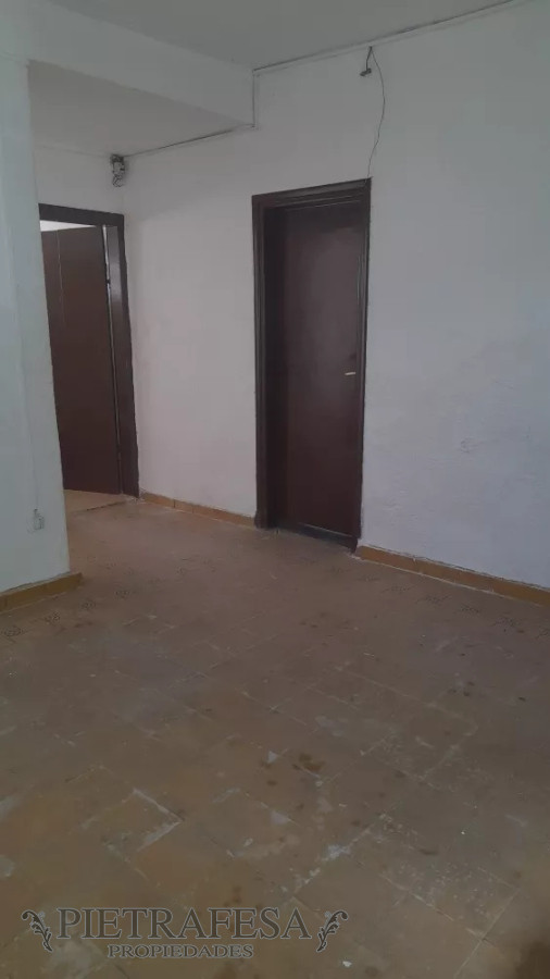 Apartamento ID.12158 - Apto en alquiler, 1 dormitorio, 1 baño, patio, Cerrito.
