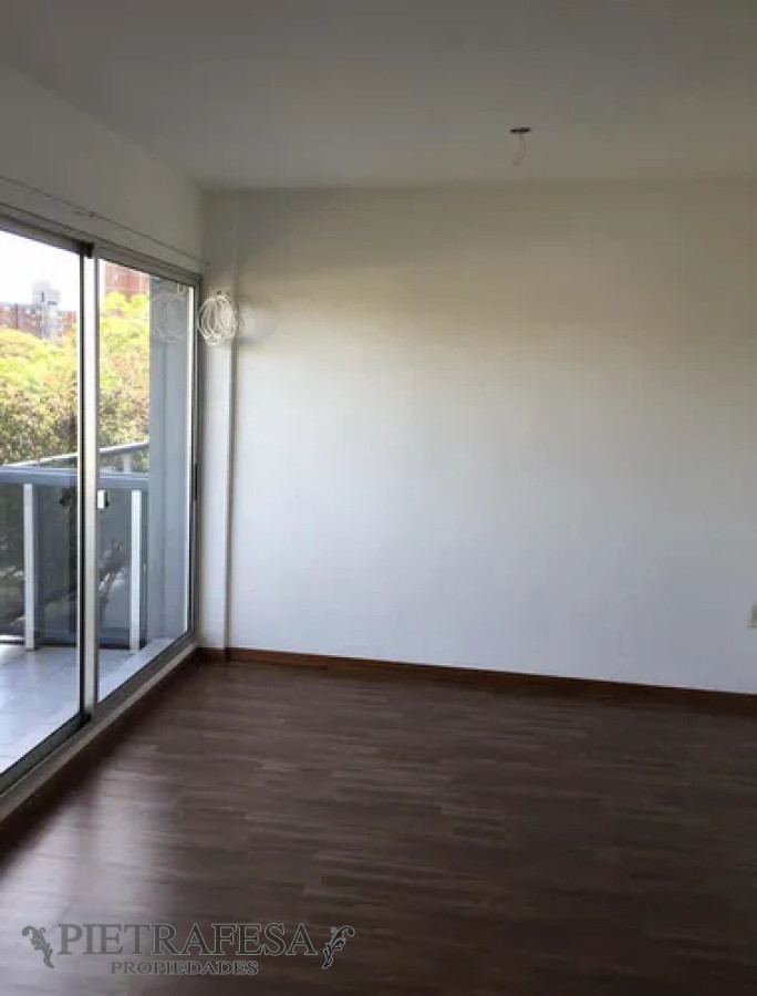 Apartamento ID.13825 - Apartamento en alquiler, 1 dormitorio, 1baño, balcón. La Blanqueada.