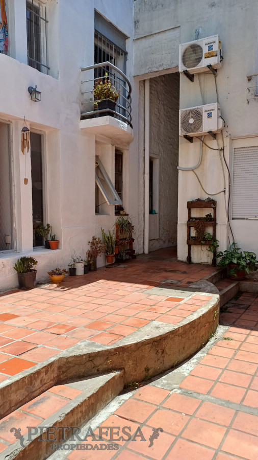 Apartamento ID.11927 - Apto en venta 2 dormitorios, 1 baño, patio-Palermo