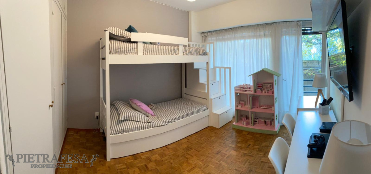 Apartamento ID.1758 - Apartamento en venta 4 dormitorios 3 baños con garaje - Zelmar Michelini - Centro 