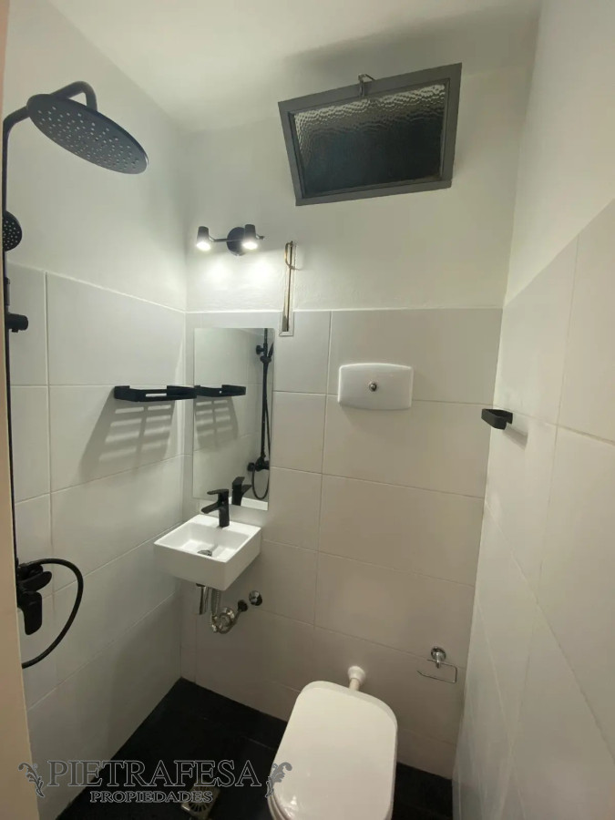 Apartamento ID.6074 - Apartamento en venta 2 dormitorios, 1 baño- Carlos Roxlo -Cordón