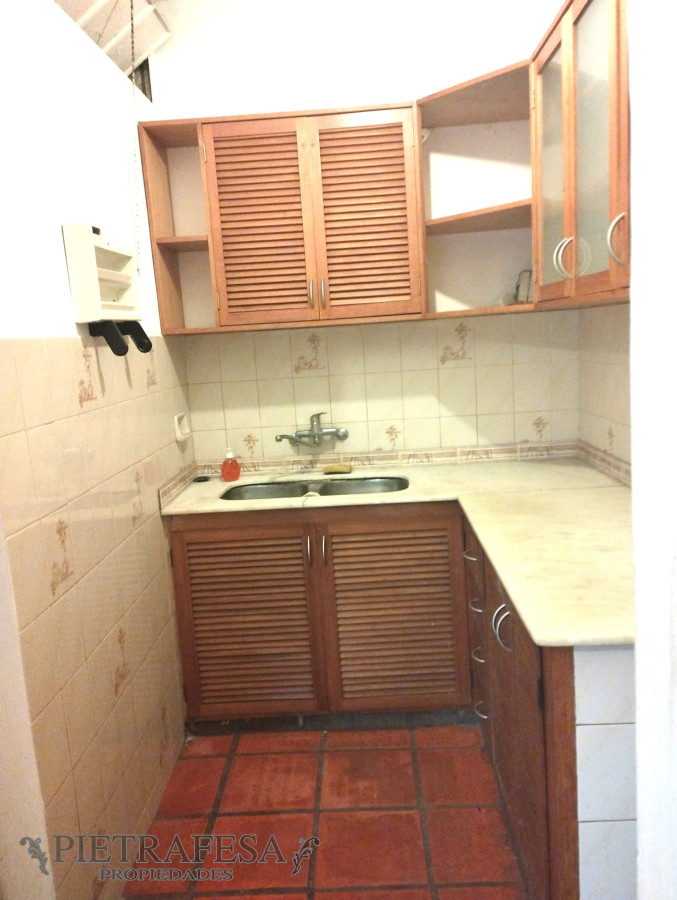 Apartamento ID.6829 - Apartamento en venta 3 dormitorios, 2 baños, patio con parrillero y azotea-Solano López-Buceo