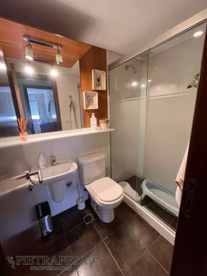 Apartamento ID.9866 - Apartamento en venta, 2dorm, 2 baños. Malvin.