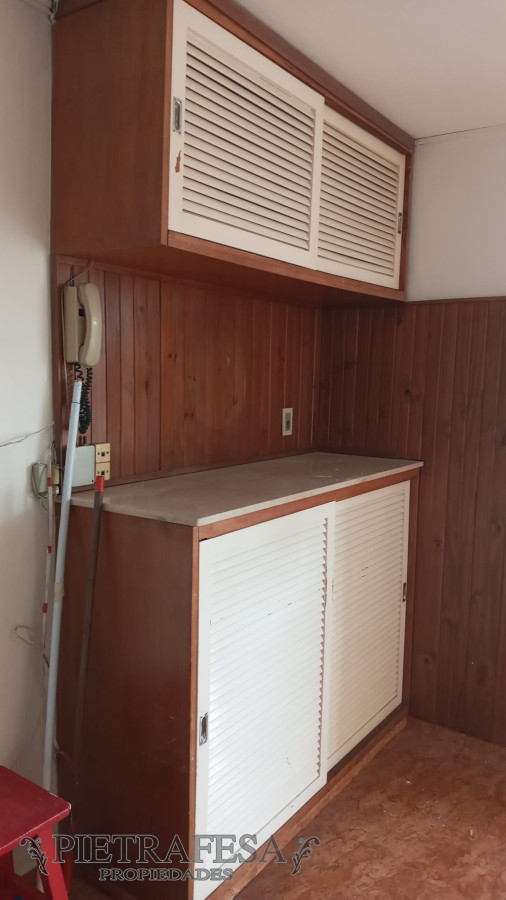 Apartamento ID.6739 - Apartamento en venta 3 dormitorios, 1 baño-  Bulevar 26 De Marzo- Pocitos