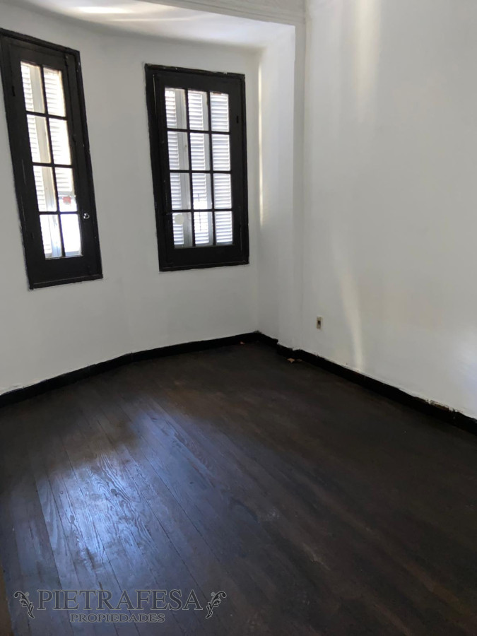 Apartamento ID.13716 - Apartamento en alquiler, 3dormitorios, 1baño. Barrio Sur.