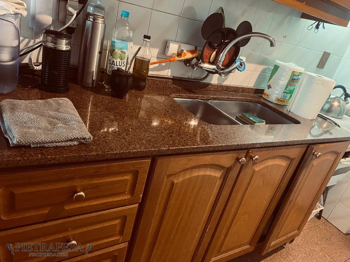 Apartamento ID.10719 - Apto con renta en venta 1 dormitorio, 1 baño y terraza -Pocitos