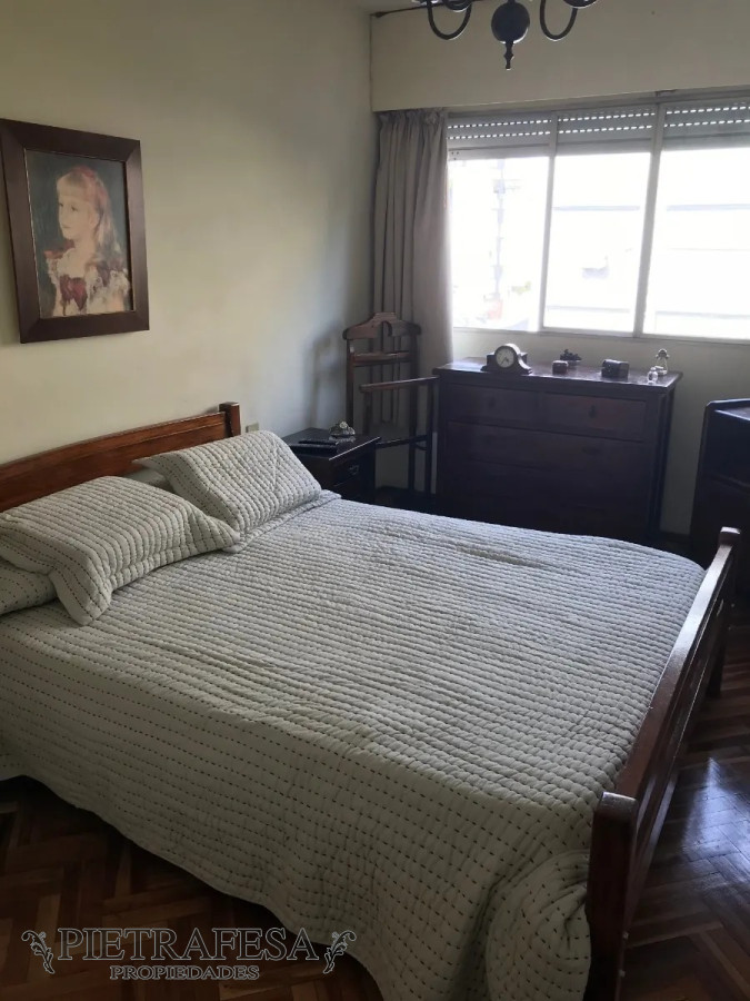 Apartamento ID.4514 - Apartamento en venta, 4 dormitorios, 2 baños, terraza-lavadero, -Colonia-Centro
