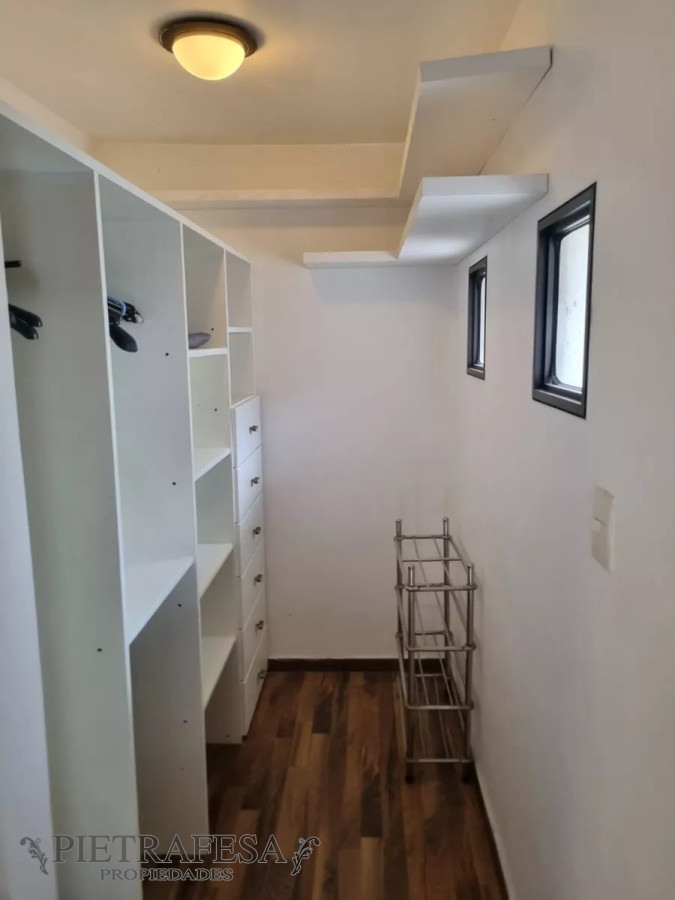 Apartamento ID.12605 - Apto en venta 2 dormitorios, 2 baños, cochera-Ciudad Vieja