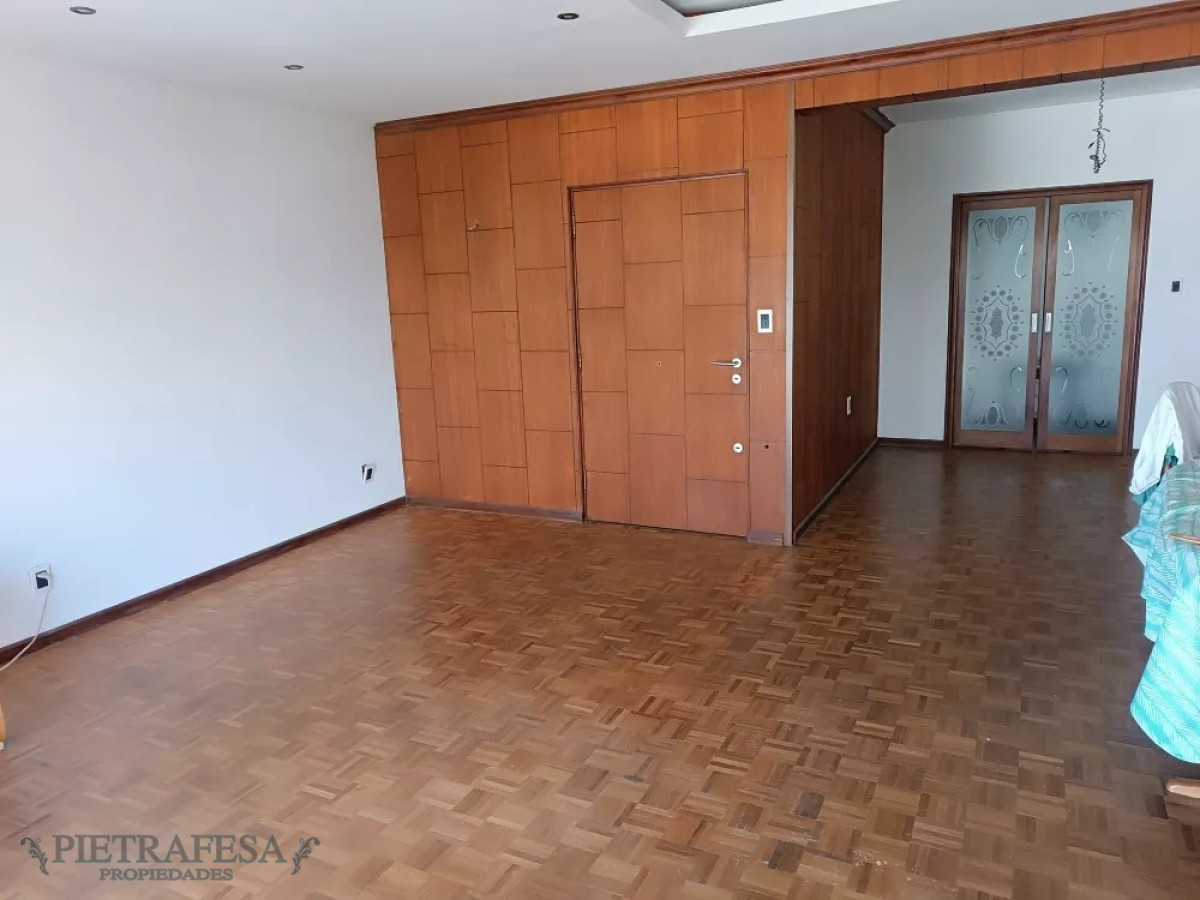 Apartamento ID.13197 - Apto en venta 3 dormitorios, 3 baños, gje-Punta Carretas