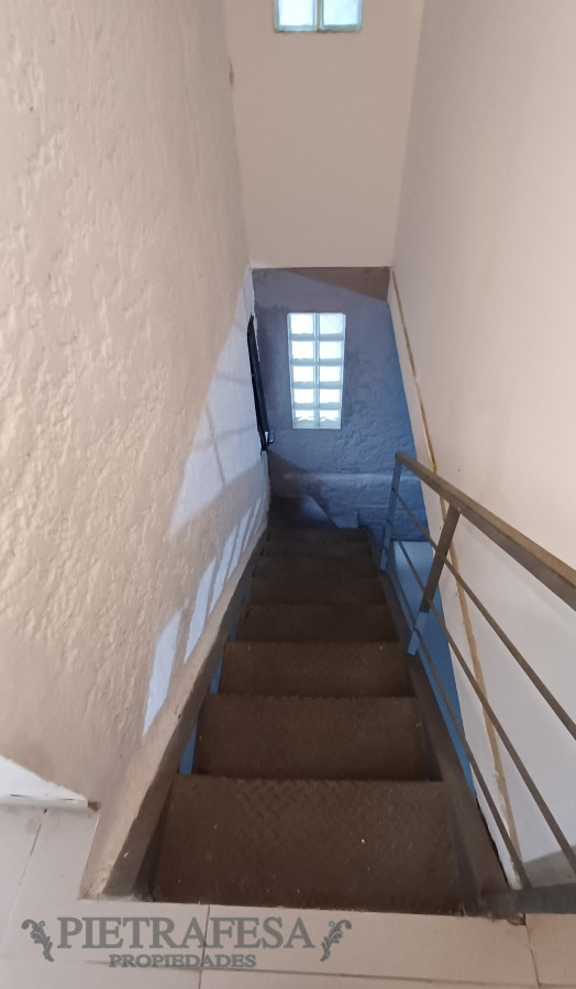 Apartamento ID.994 - Dúplex en alquiler 2 dormitorios, 1 baño- Defensa- Tres Cruces