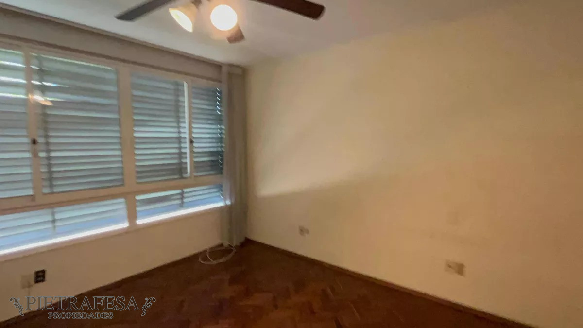 Apartamento ID.8631 - Apto en venta, 3 dormitorios, 2 baños- Yaguarón -Centro