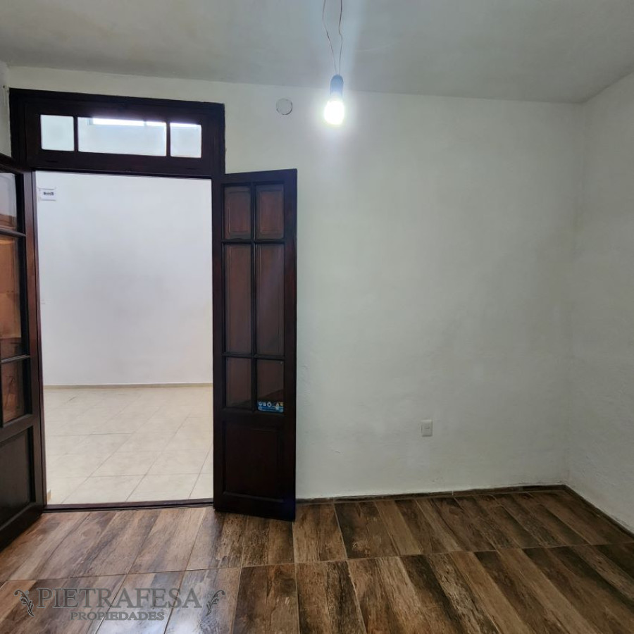 Apartamento ID.7016 - Apartamento en venta con renta, 2 dormitorios, 1 baño y azotea-Estero Bellaco- La Blanqueada