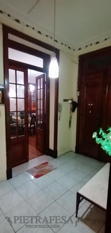 Apartamento ID.3023 - Apartamento en venta, 2 dormitorios, 1 baño, Cerro Largo, Centro.