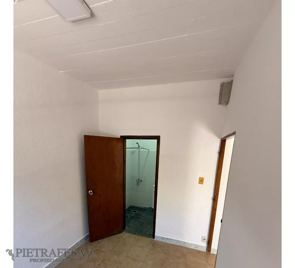 Apartamento ID.12877 - Apto con renta en venta, 1 dormitorio, patio-Prado