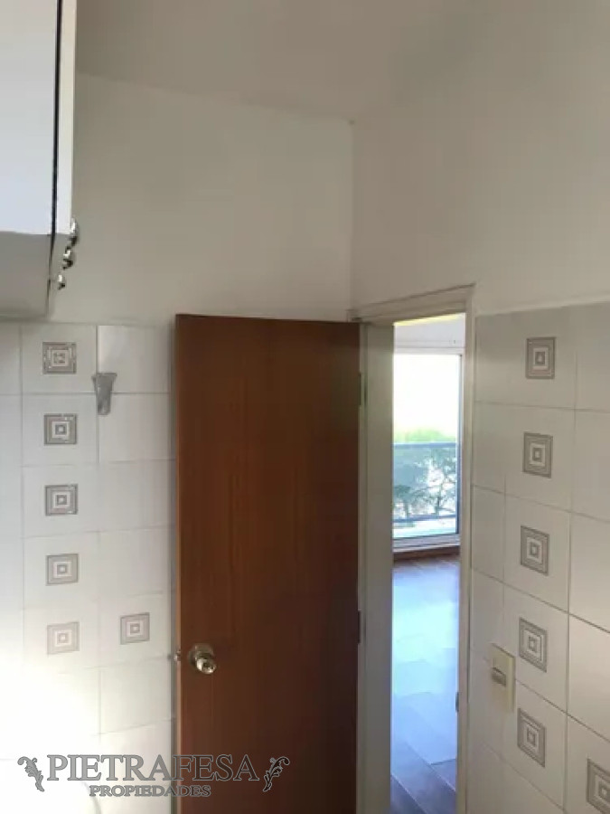 Apartamento ID.13825 - Apartamento en alquiler, 1 dormitorio, 1baño, balcón. La Blanqueada.