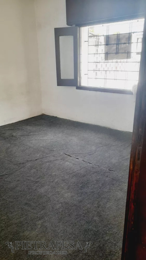 Apartamento ID.12158 - Apto en alquiler, 1 dormitorio, 1 baño, patio, Cerrito.
