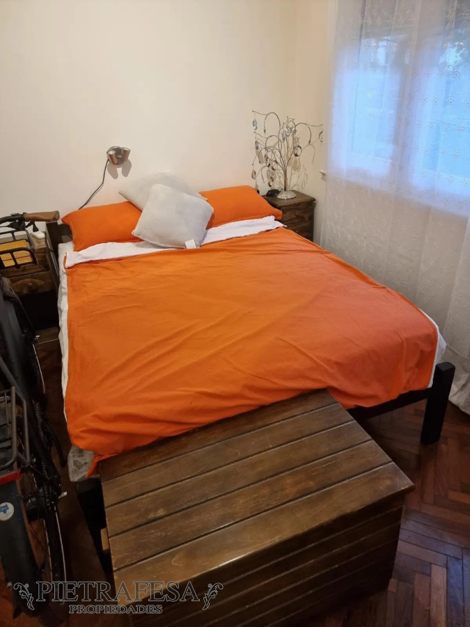 Apartamento ID.8124 - Apartamento en venta 2 dormitorios, 1 baño, terraza y patio-Av. Brasil-Pocitos