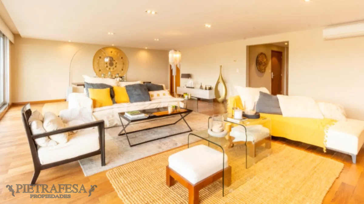 Apartamento ID.12542 - Apto en venta con renta, 3 dormitorios, terraza, garaje-Pocitos 