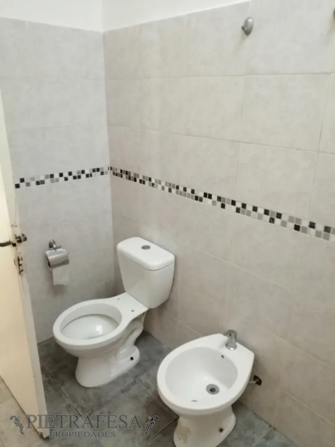 Apartamento ID.5063 - Apartamento en venta con renta , 1 dormitorio, 1 baño y patio-Estanislao Vega-Cerrito.