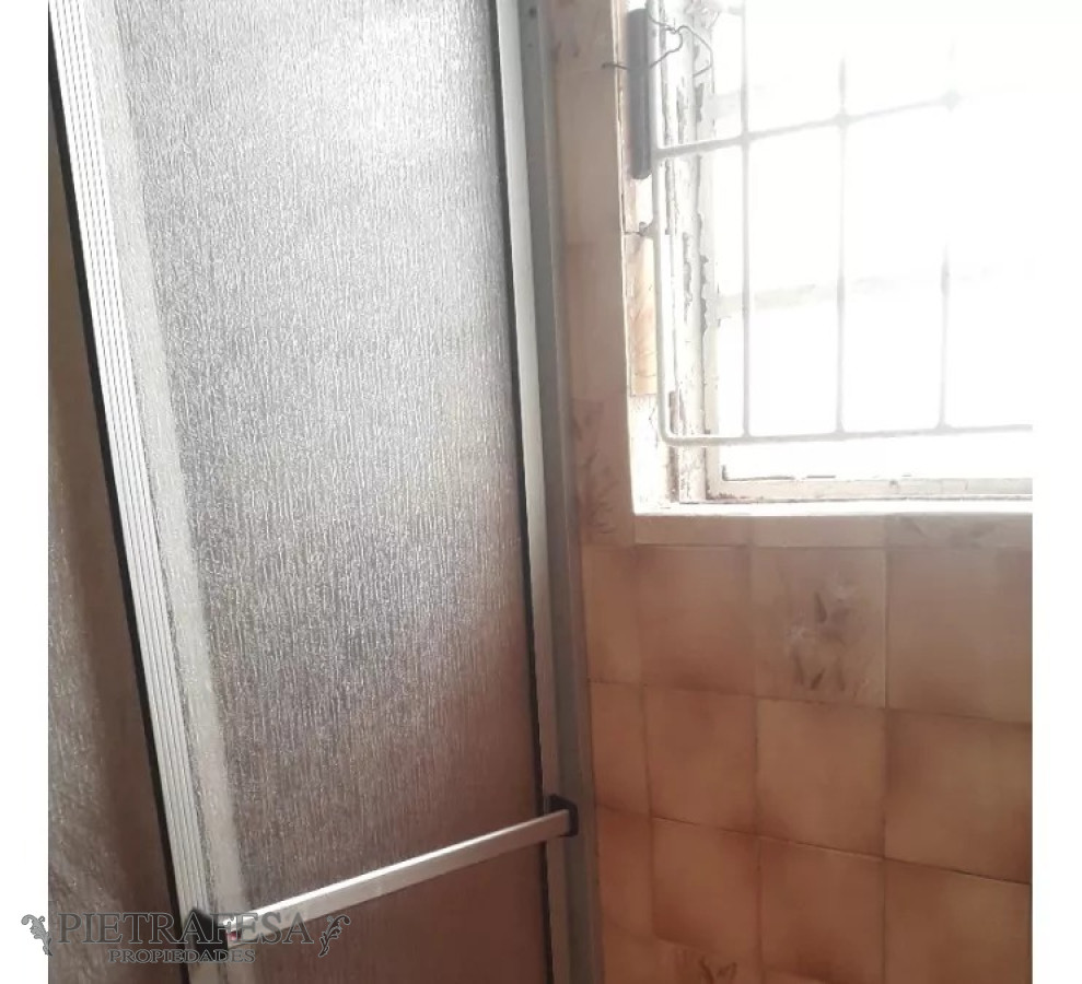 Apartamento ID.11417 - Apto con renta 2 dormitorios, 1 baño, azotea-Goes 