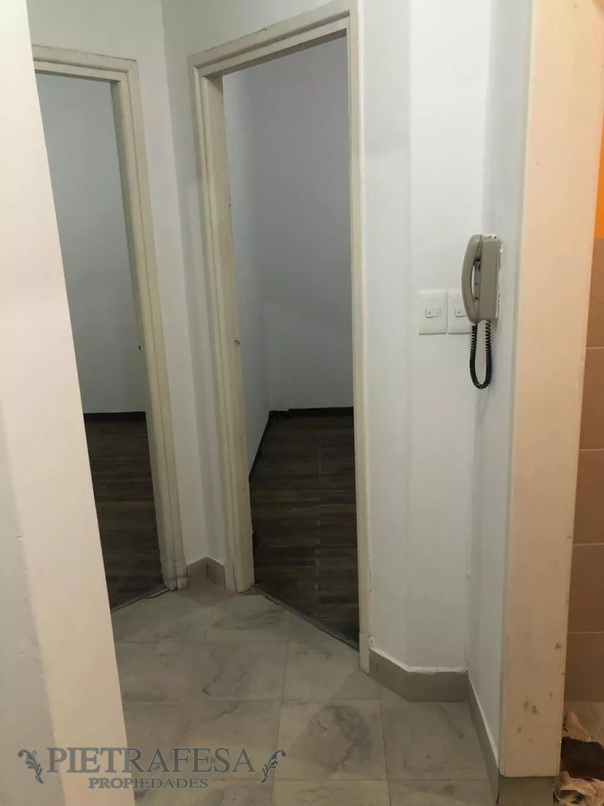 Apartamento ID.7269 - Apartamento en venta con renta, 2 dormitorios, 1 baño-Ituzaingó-Ciudad Vieja