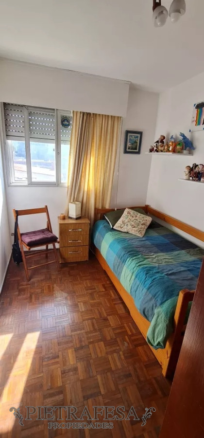 Apartamento ID.10958 - Apto en venta, 3 dorm, 1 baño, terraza, Buceo.