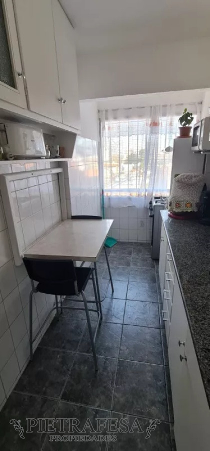 Apartamento ID.10958 - Apto en venta, 3 dorm, 1 baño, terraza, Buceo.