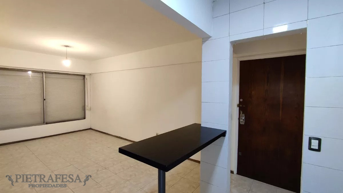 Apartamento ID.11415 - Apto en venta, 1 dormitorio, 1 baño, patio-Cordón.