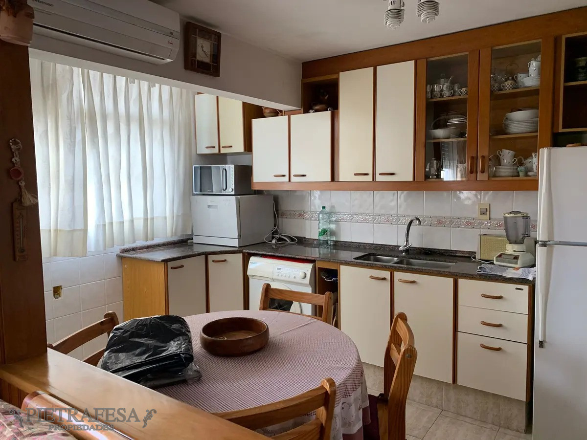Apartamento ID.6346 - Apartamento en venta 4 dormitorios, 2 baños y garaje- Quiebrayugos- Malvin 