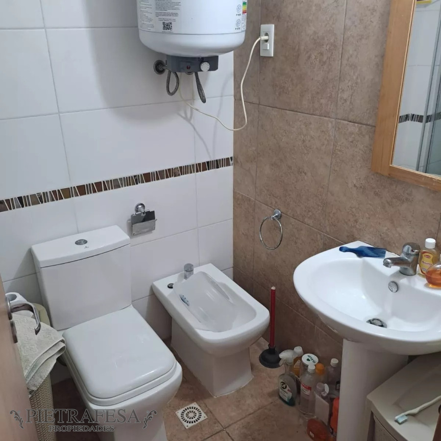 Apartamento ID.11819 - Apto con renta en venta 1 dormitorio, gje- Centro