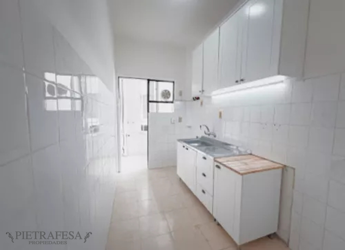 Apartamento ID.12763 - Apartamento en venta, 2dormitorios, 1baño, terraza lavadero. Malvin.
