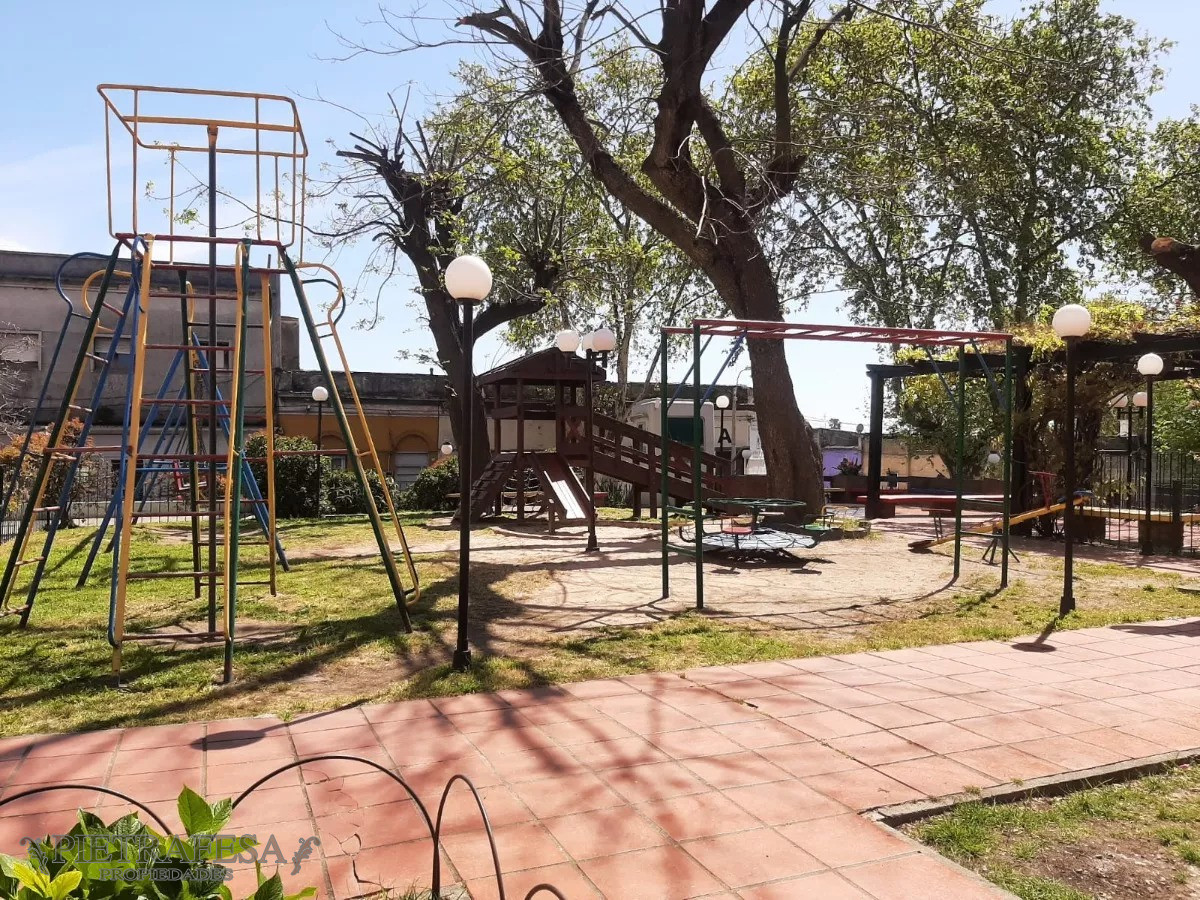 Apartamento ID.7633 - Apartamento en venta 3 dormitorios, 1 baño-Joanicó -Unión