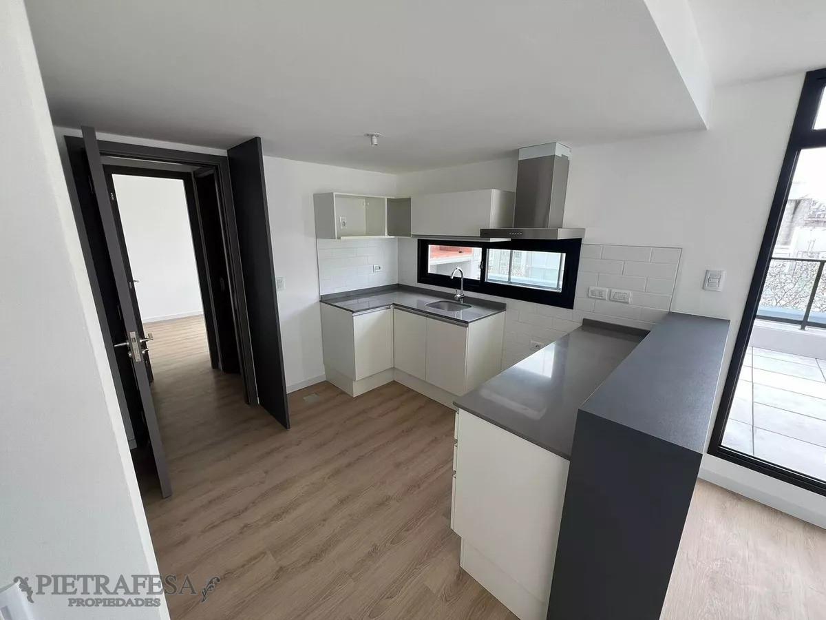 Apartamento ID.11448 - Apto a estrenar 4 dormitorios, 2 baños y terraza-Centro