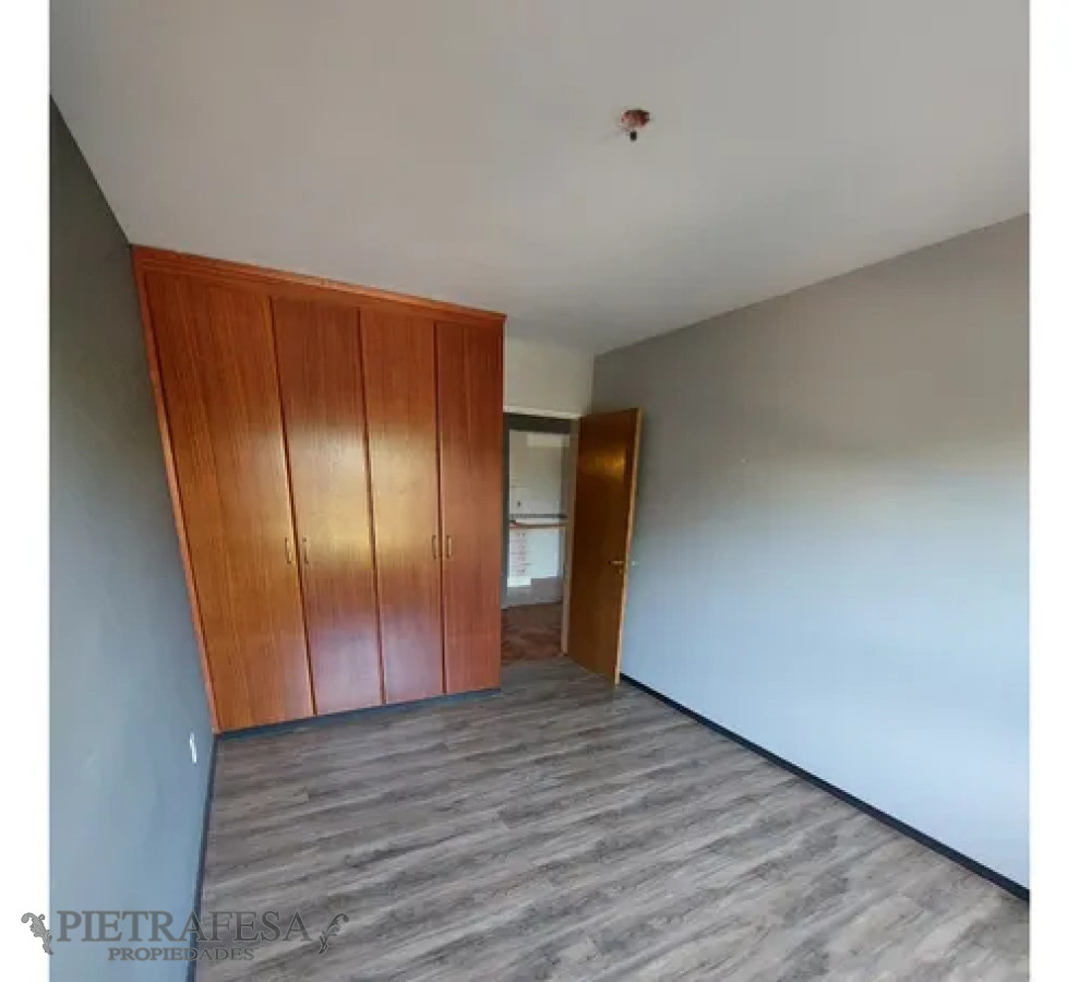 Apartamento ID.13822 - Apartamento en alquiler, 1 dormitorio, 1 baño, balcón, garaje. Punta Carretas