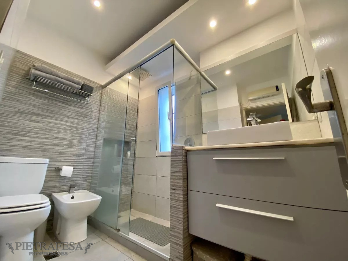 Apartamento ID.8074 - Apartamento en venta 2 dormitorios, 2 baños y balcón- Tomás De Tezanos -Buceo