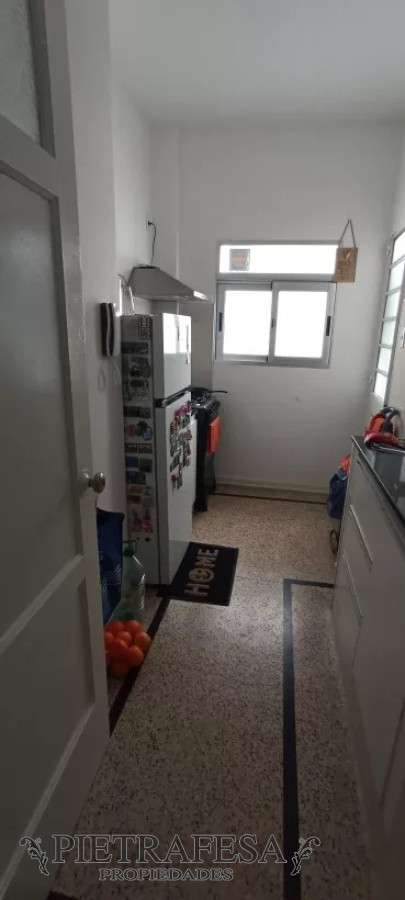 Apartamento ID.9860 - Apto en venta 2 dormitorios, 1 baño-Aguada