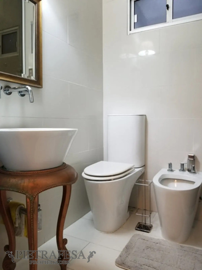 Apartamento ID.3890 - Apartamento en venta - 2 dormitorios 1 baño con terraza - parrillero - Av. Luis Alberto de Herrera - Pocitos