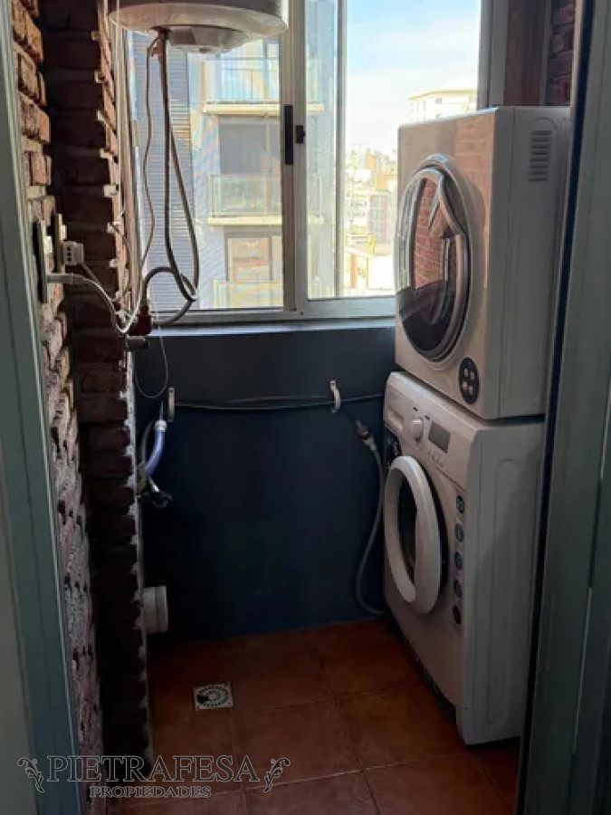 Apartamento ID.13745 - Apartamento en alquiler, 2dormitorios, 1baño, terraza lavadero. Centro.