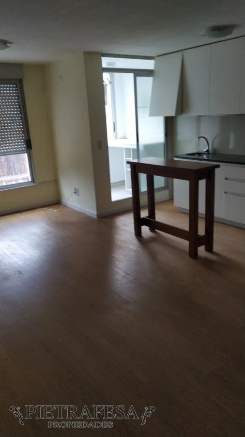 Apartamento ID.4409 - Apartamento en venta con renta- 3 dormitorios 1 baño con terraza - garaje - Vilardebo - Bella Vista