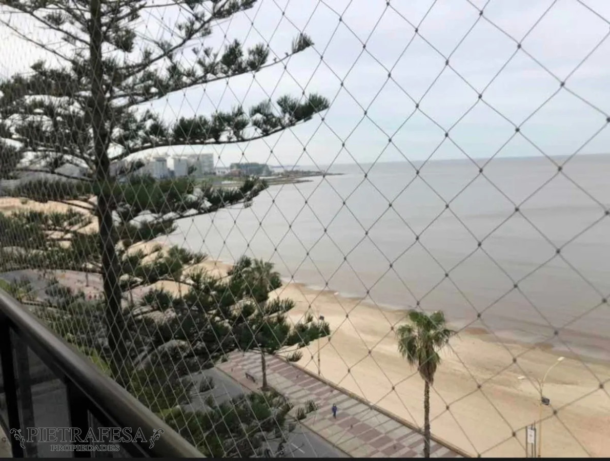 Apartamento ID.5524 - Apartamento en venta 4 dormitorios, 4 baños, terraza y garaje -Rambla República Del Perú- Pocitos 