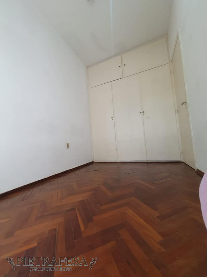 Apartamento ID.6517 - Apartamento en venta 2 dormitorios, 1 baño, terraza y garaje-Av. Ricaldoni- Parque Batlle