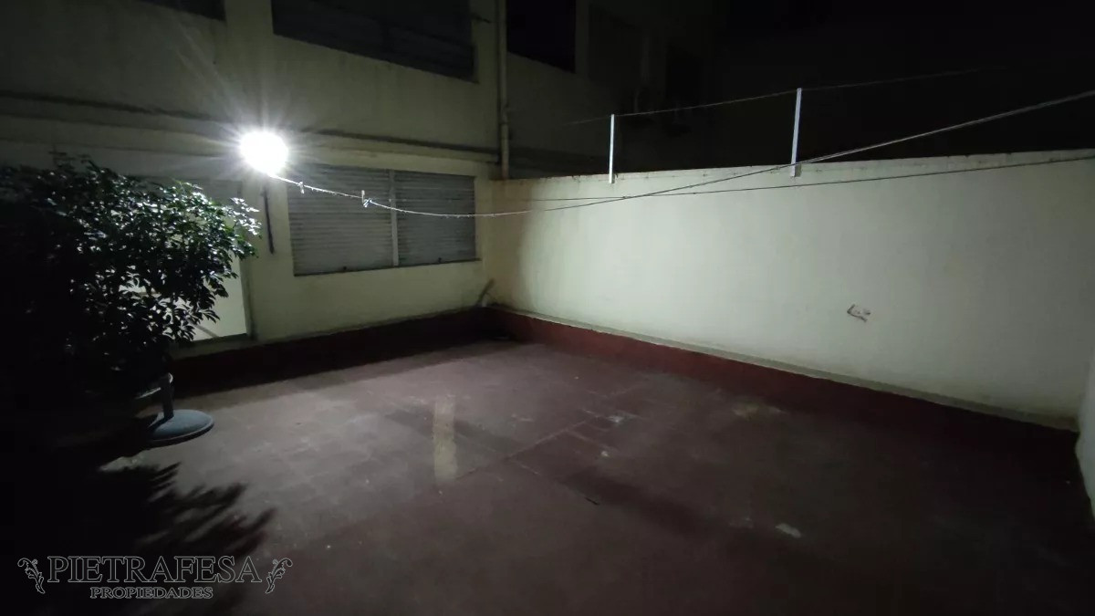 Apartamento ID.11415 - Apto en venta, 1 dormitorio, 1 baño, patio-Cordón.