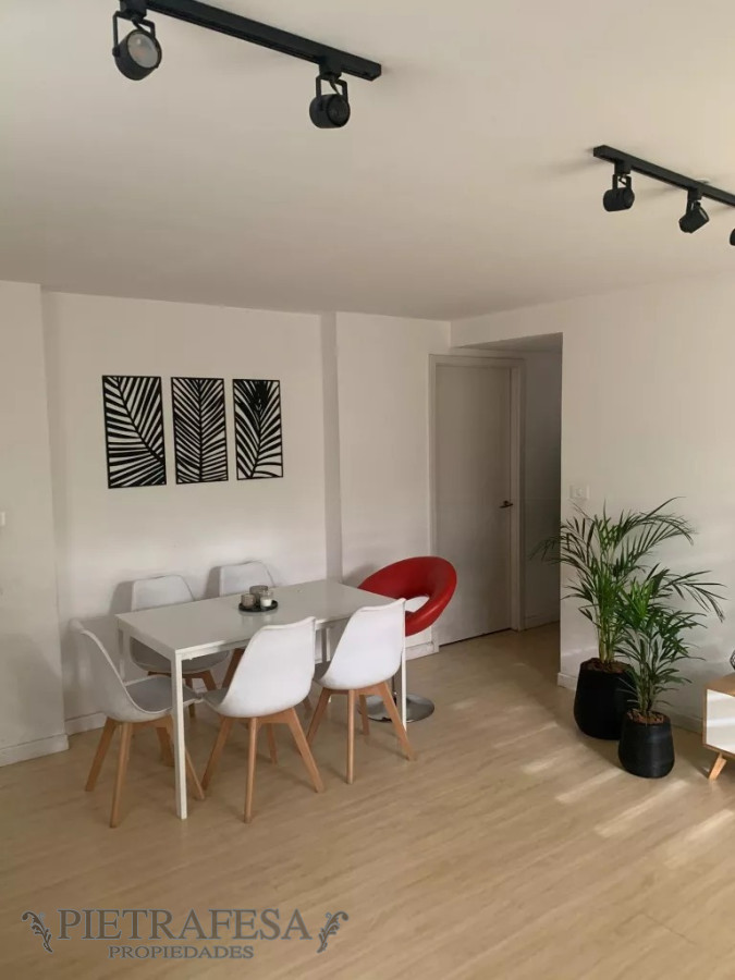 Apartamento ID.8095 - Apartamento en venta 2 dormitorios, 1 baño, patio y garaje-Avenida Millán- Prado