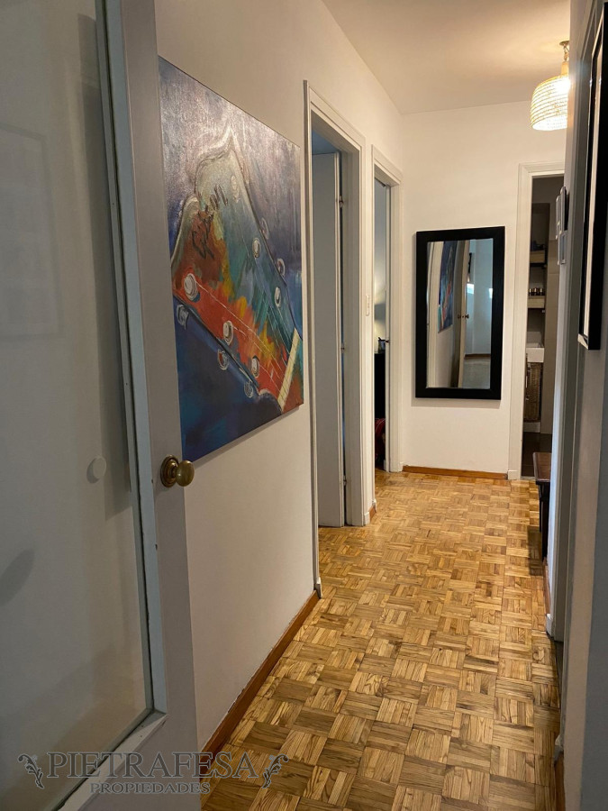 Apartamento ID.1758 - Apartamento en venta 4 dormitorios 3 baños con garaje - Zelmar Michelini - Centro 